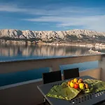 Apartament Lori