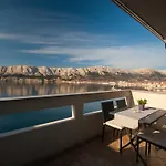 Lori Apartament Baška
