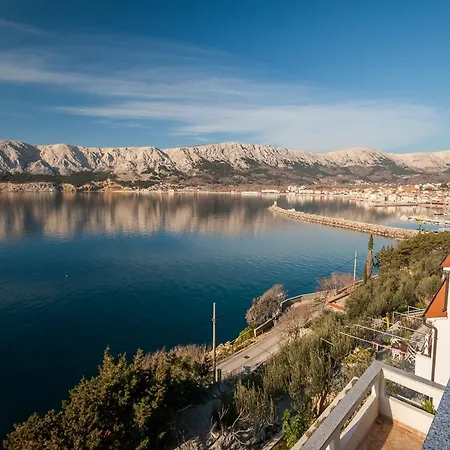 Lori * Baška